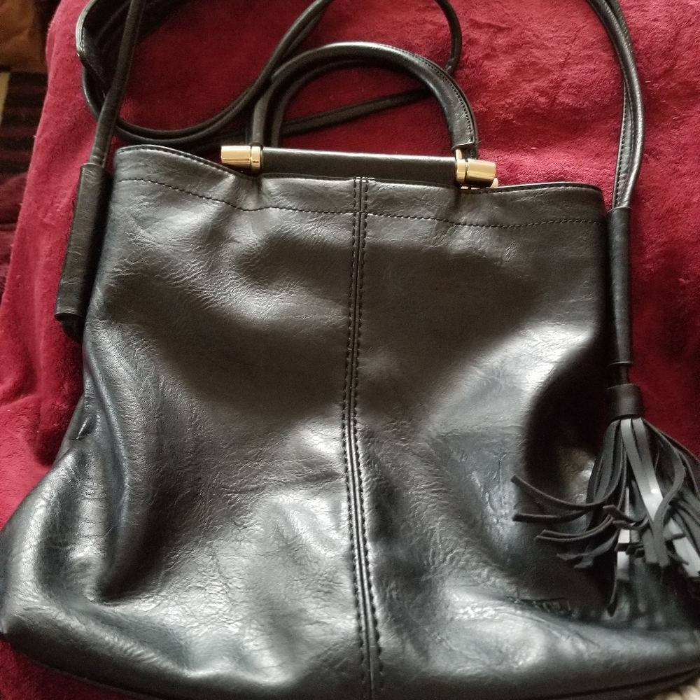 LEATHER ADSA PURSE IN GREAT USED CONDITION